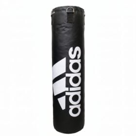 Volledig vooraanzicht van de zwarte adidas PU bokszak van 150 cm met het witte logo