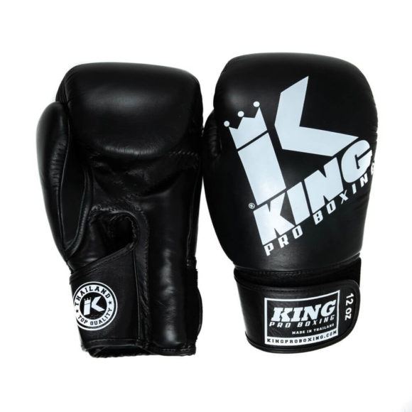 Zwarte (kick)bokshandschoenen van King, de kpb bg Master.