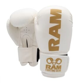 RAM No Mercy kickbokshandschoenen wit goud per paar